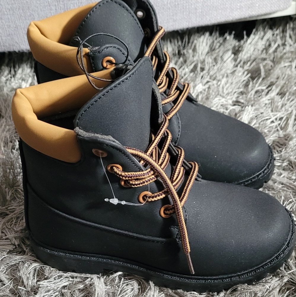 Kids Black and Tan Boots